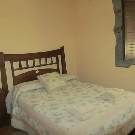 Tia Maria Bed & Breakfast Cerredo
