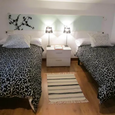 Tia Maria Bed & Breakfast Cerredo